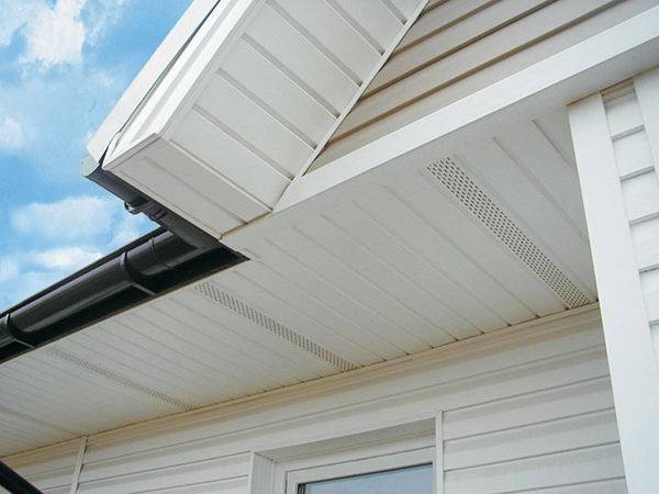 Подшивка карнизных свесов софитами: статьи от компании Строймир+